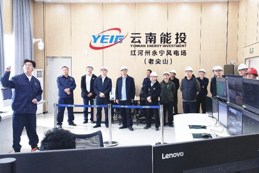 1709172148465571.jpg 主控室参观_副本.jpg