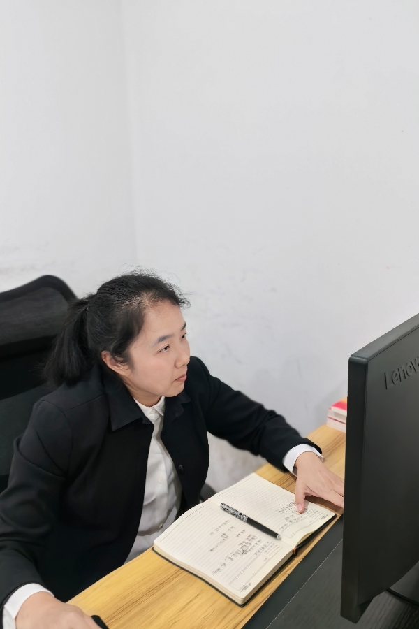 1709800325546964.jpg 3-新能源事业部陈婷_副本.jpg