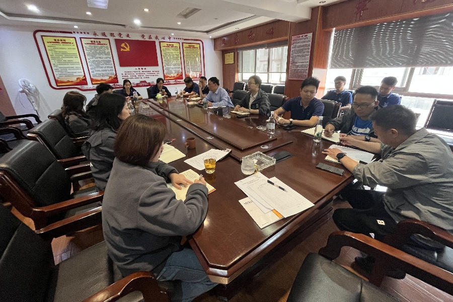 1746516257287175.jpg 党组织书记面对面活动_副本.jpg